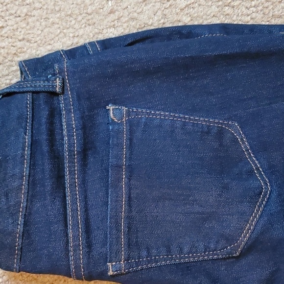 NWOT Crown & Ivy Women's Straight Jeans Size 4S - Picture 3 of 9
